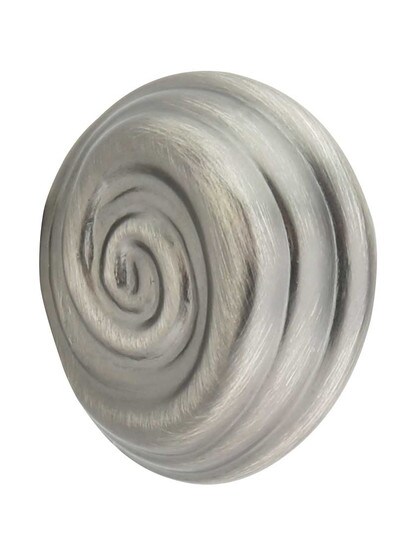 Lille Palm-Leaf Cabinet Knob - 1 1/4 inch Length in Brushed Pewter.